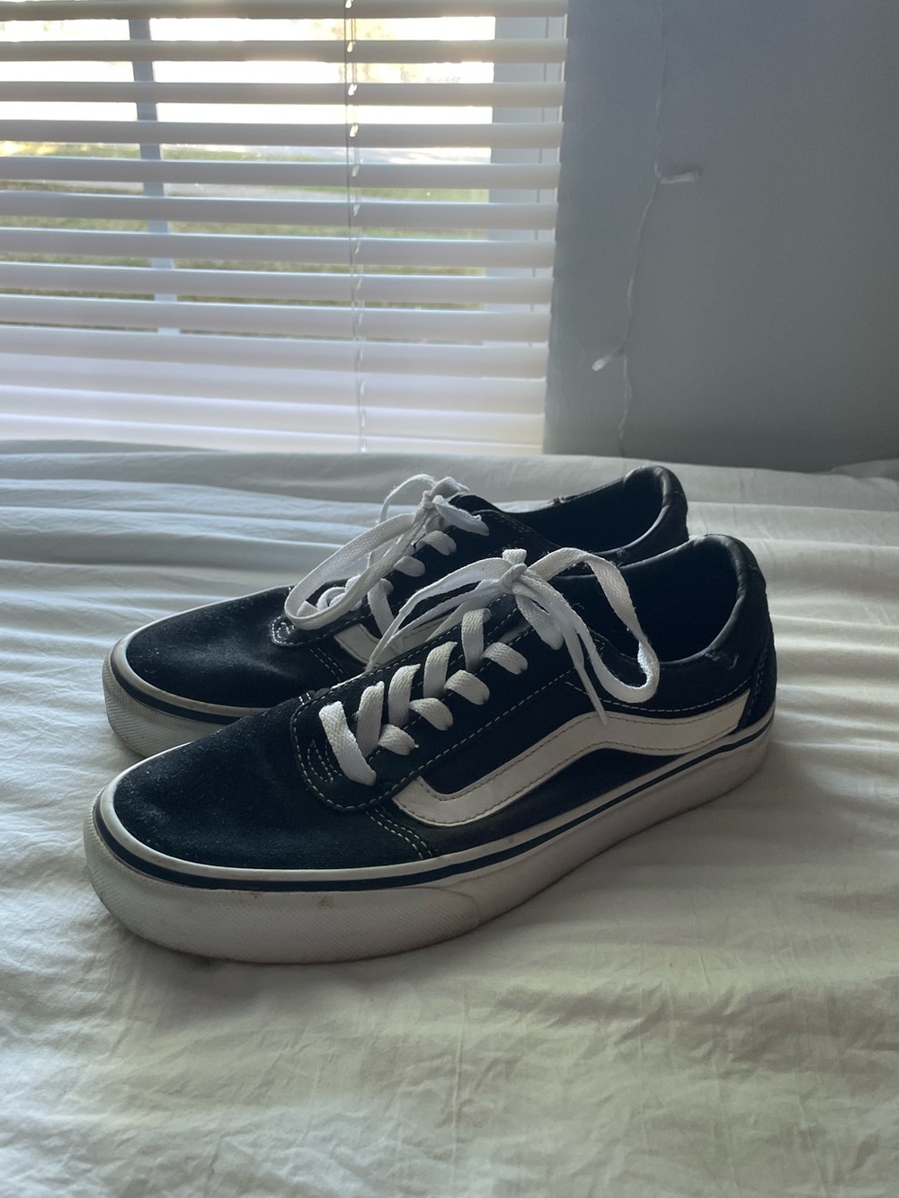 Vans Old Skool Black Shoes Size 7.5